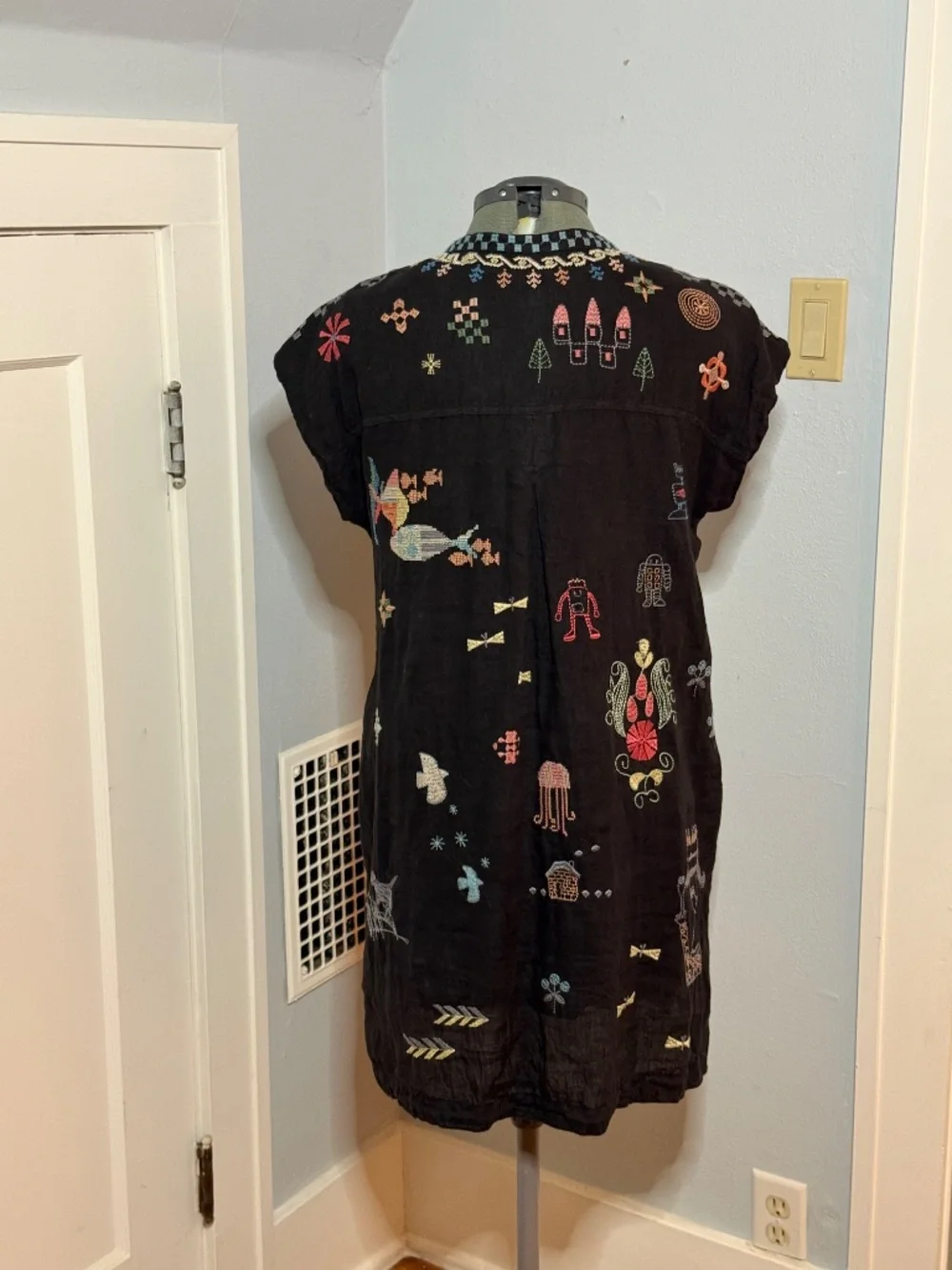 Johnny Was Pete & Greta Lemona Mavis Linen Heavily Embroidered Tunic Dress Small - Picture 6 of 9